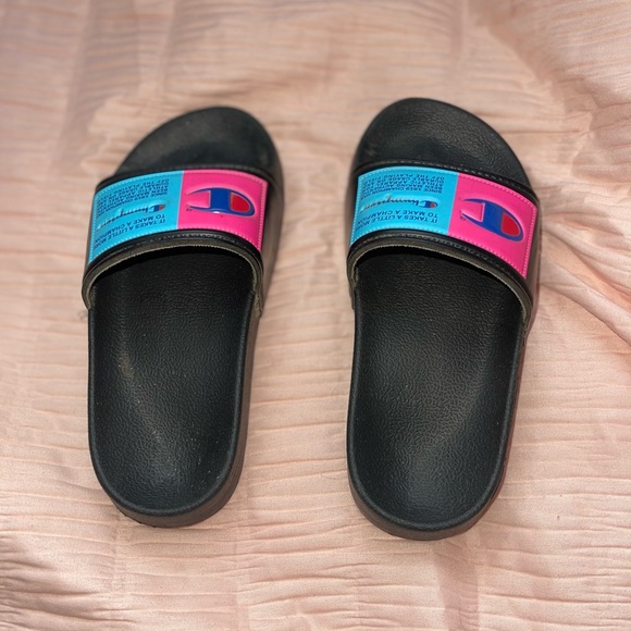 Champion, kids toddler slides size 11 - Picture 3 of 5